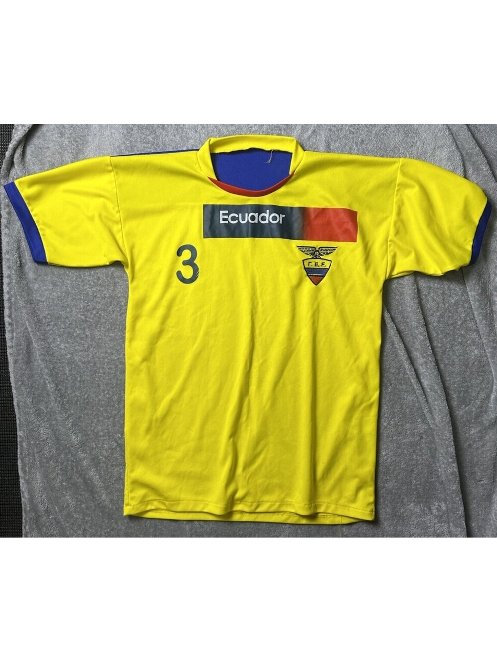 Vintage Ecuador National Team Soccer Jersey #3 FEF Yellow Football Shirt L XL
